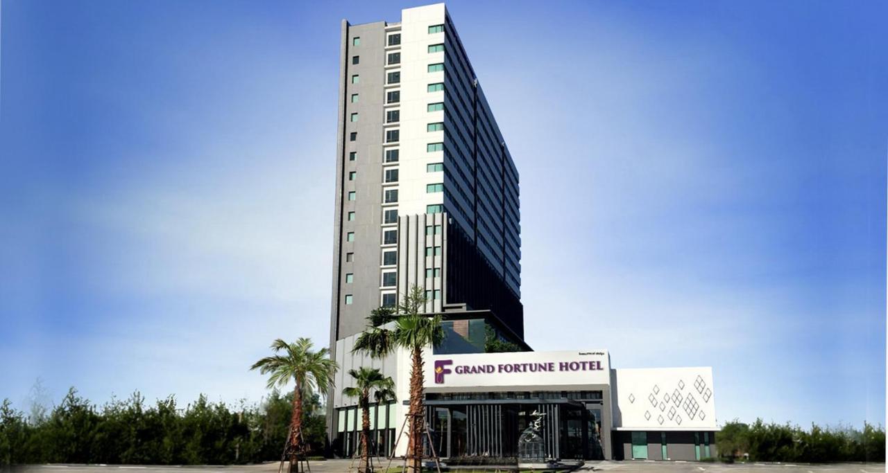 Grand Fortune Hotel Nakhon Si Thammarat Zewnętrze zdjęcie